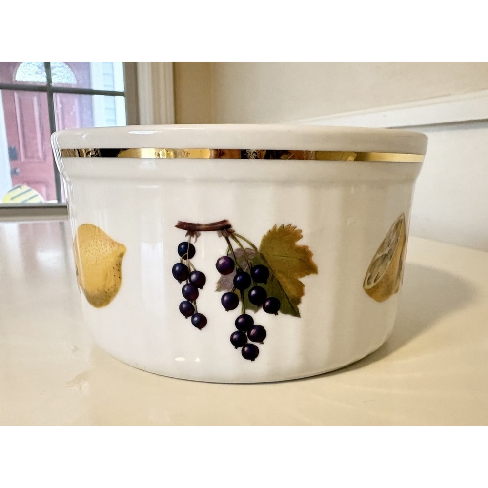 Royal Worcester Evesham Oven To Table Soufflé Dish Fruit Pattern Made In England